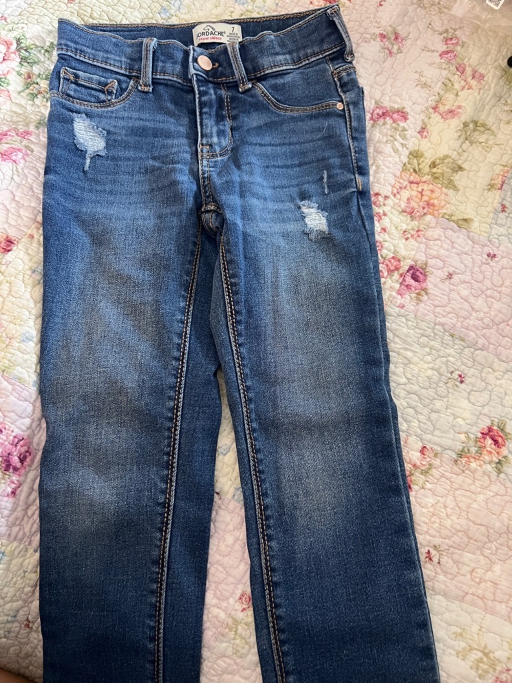 Jordache  Girls Distressed Blue Denim Jeans, size 7